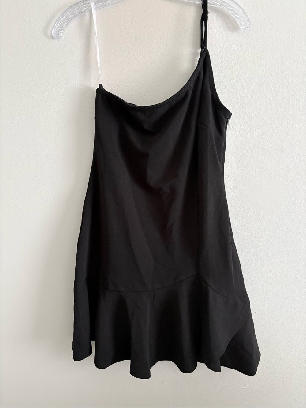 Lulu's Woman’s Black One-Shoulder Slip Dress Size M